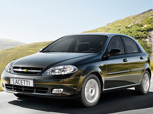 Chevrolet Lacetti Hatchback Kiralama